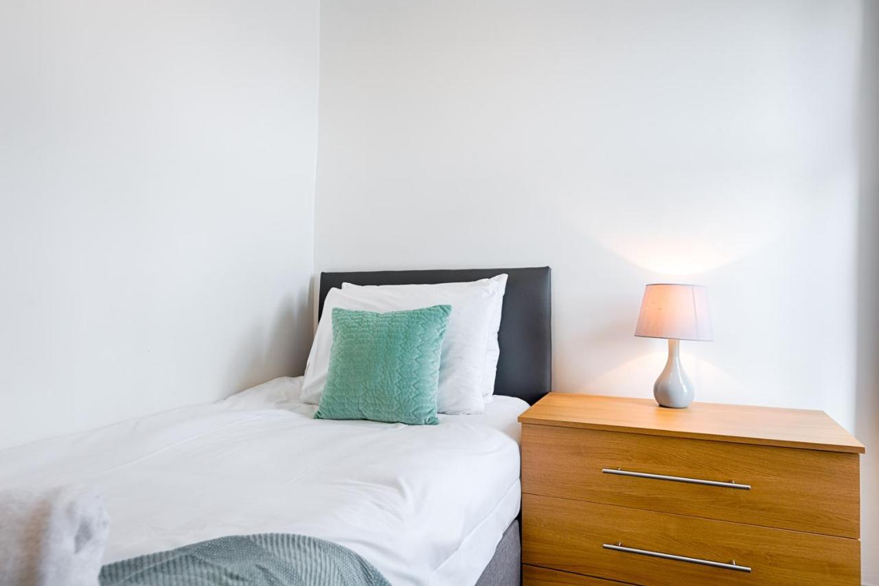 Walk To Swansea Stadium, 3 Rooms, Smart Tv'S Ngoại thất bức ảnh